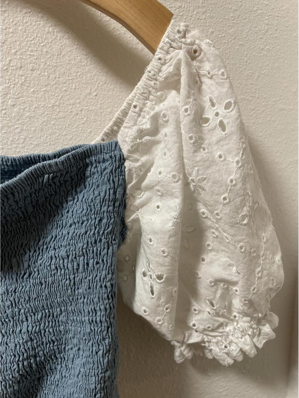 Strut & Bolt Blouse Top Women's Small Blue White Festival - Picture 3 of 7